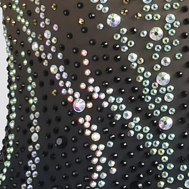 Close-up of the silver crystal drip stoning