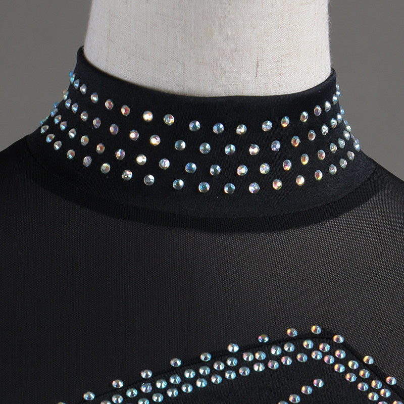 Close view of the stoned collar and blue crystal detail