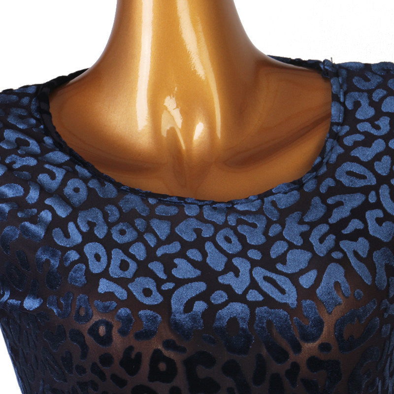 Close view of the burnout leopard pattern at the neckline