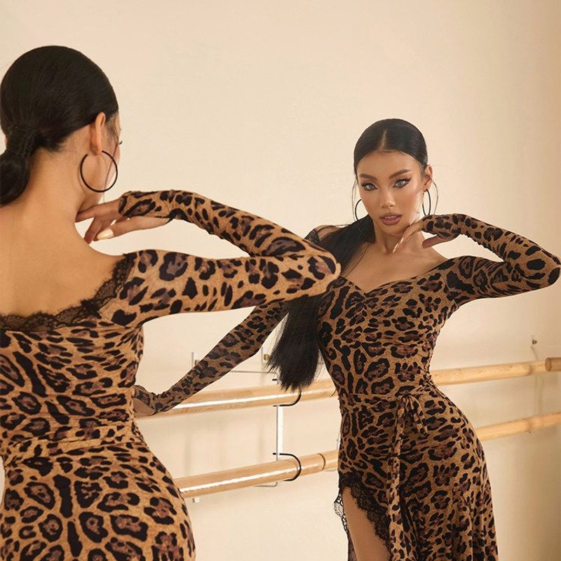 Leopard off shoulder dance dress, view in the mirror