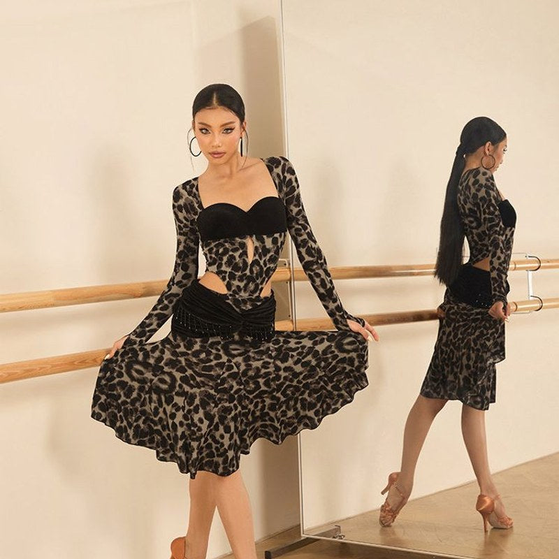 Leopard velvet waist skirt, front view with skirt flared