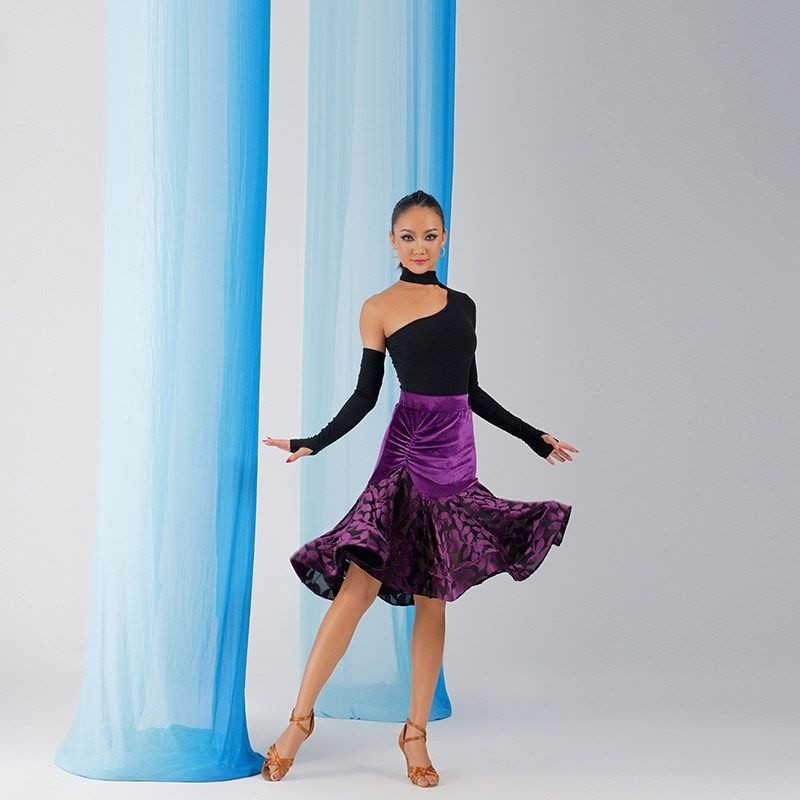 Purple velvet fishbone flounce Latin dance skirt, front view