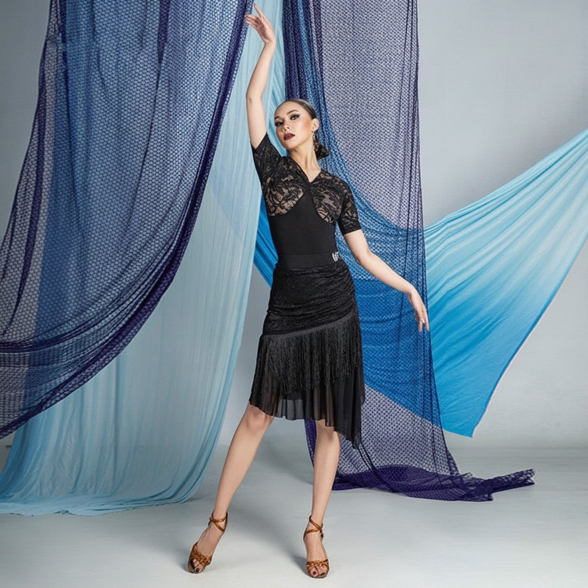 Black lace twist knot short sleeve Latin dance leotard for Latin practice, front view
