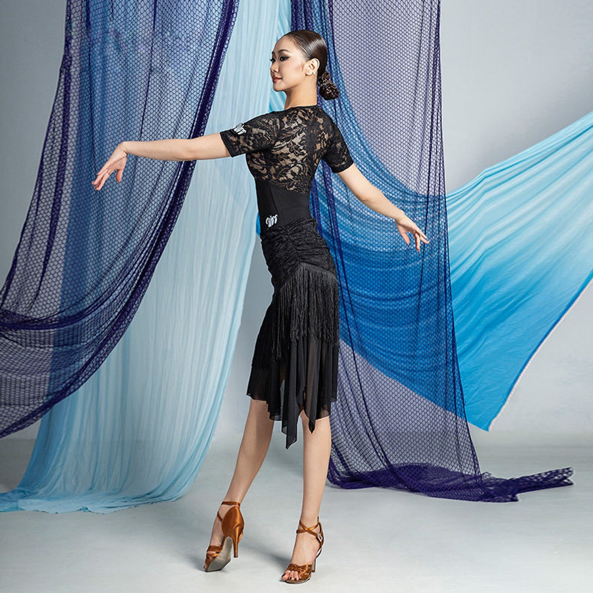 Black lace twist knot short sleeve dance bodysuit, side view